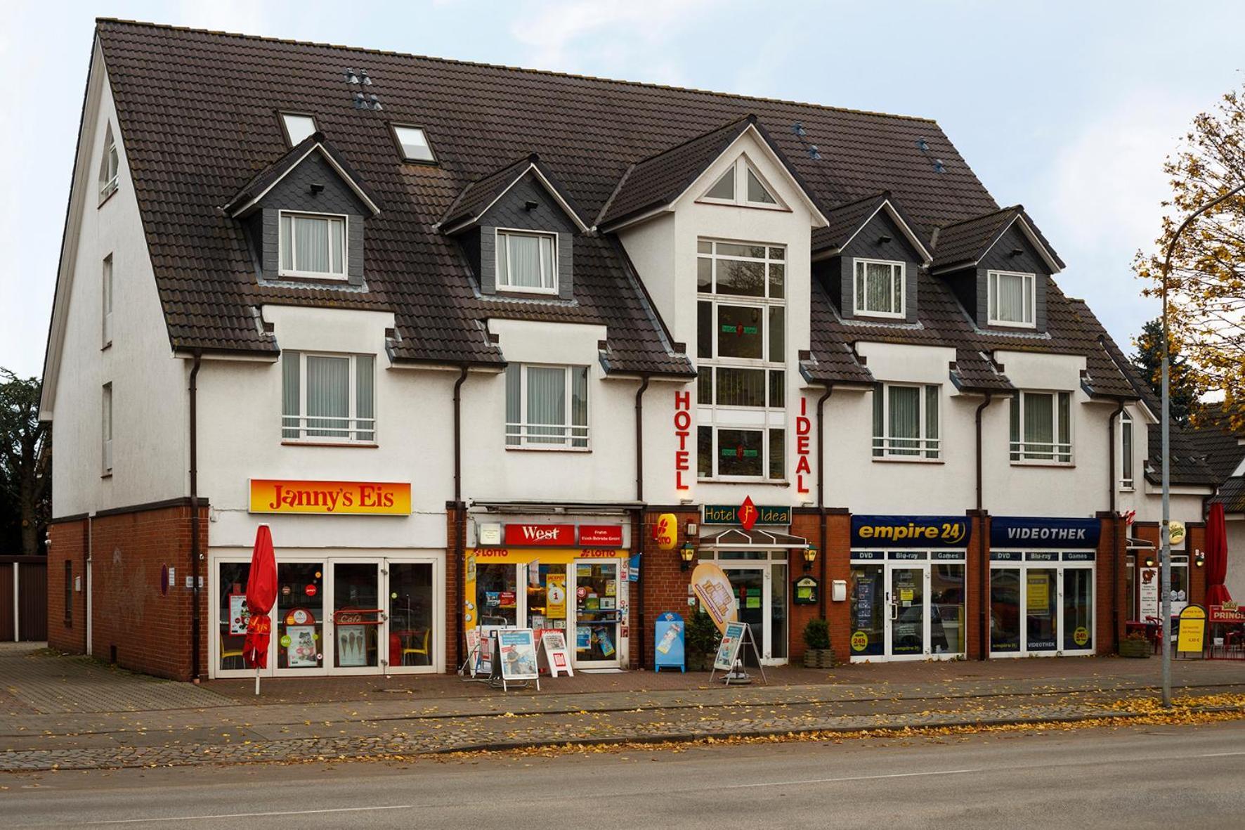 Hotel Ideal Lubeck Exterior photo